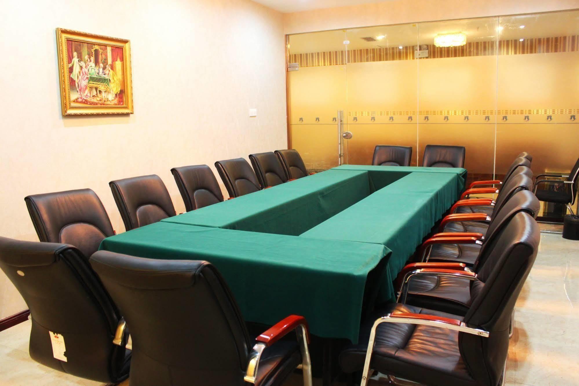 New Beacon Runfeng International Hotel Γουχάν Εξωτερικό φωτογραφία