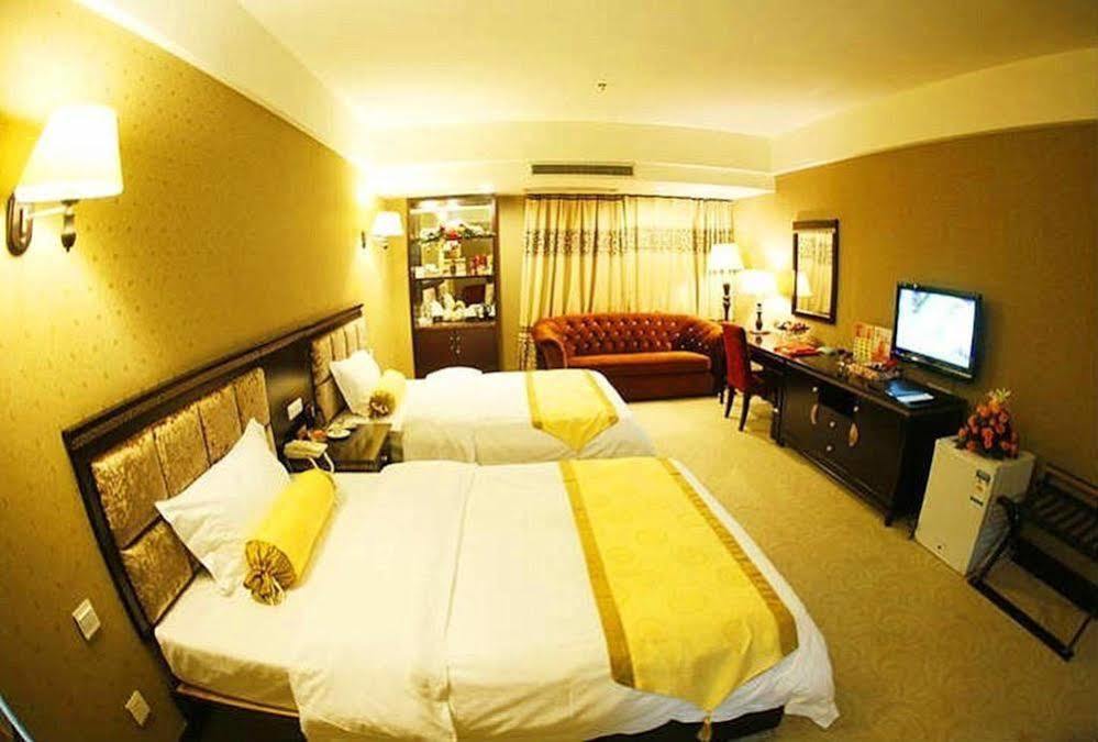New Beacon Runfeng International Hotel Γουχάν Εξωτερικό φωτογραφία